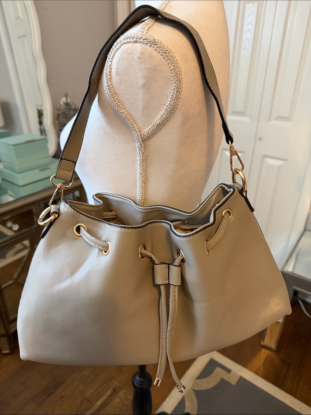 Catherine Malandrino Pale Grey Drawstring Handbag & Shoulder Bag LOVE NWT